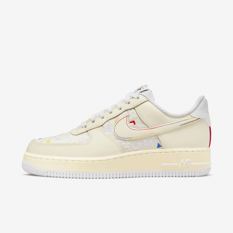 Tênis Nike Air Force 1 '07 LV8