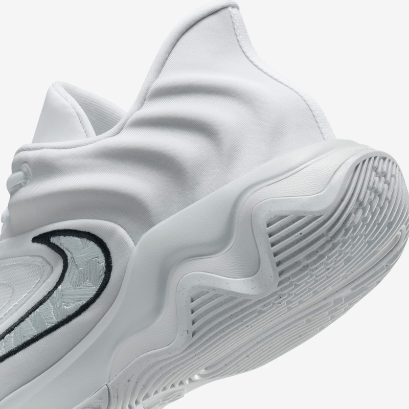 Tênis Nike Giannis Immortality 4 Branco