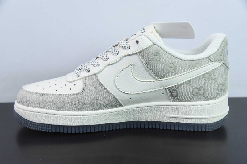 NIKE  Air Force 1 costurado em conjunto com tecido Gucci