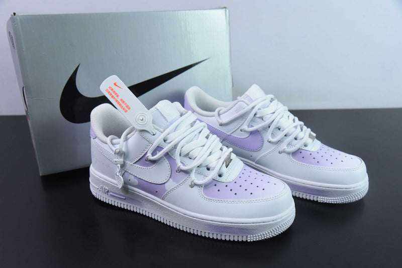 NIKE  Air Force 1  branco e roxo