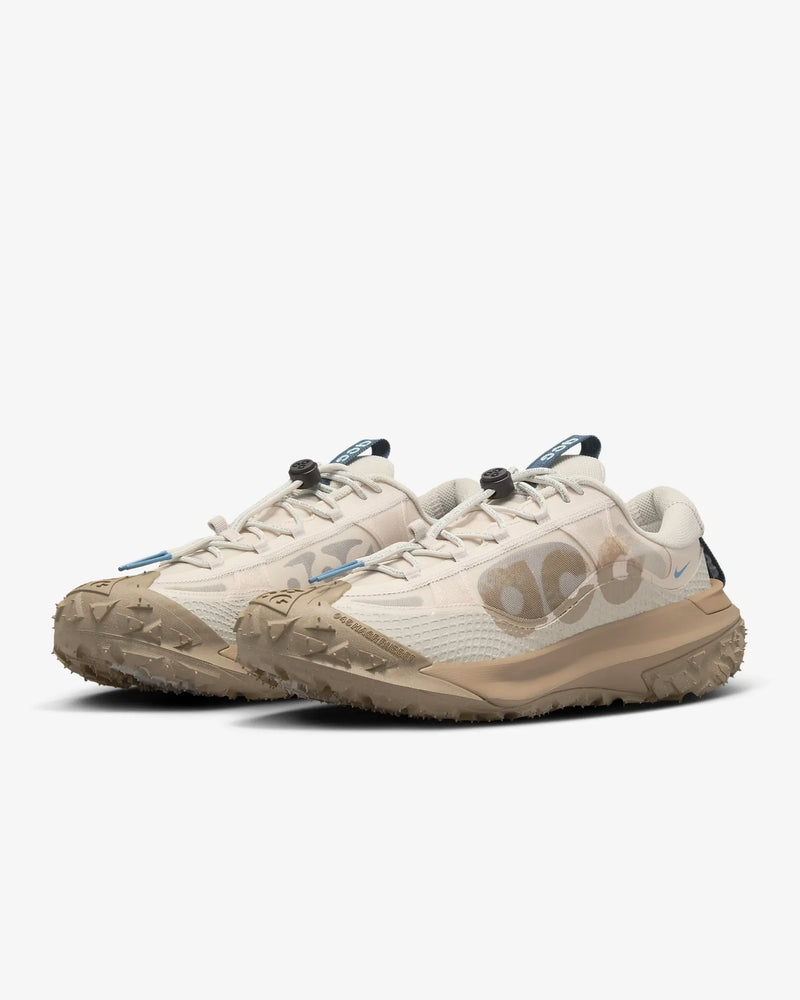 Tênis Nike ACG Mountain Fly 2 Low Bege