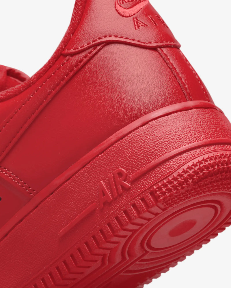 Tênis Nike Air Force 1 '07 LV8 1 Vermelho