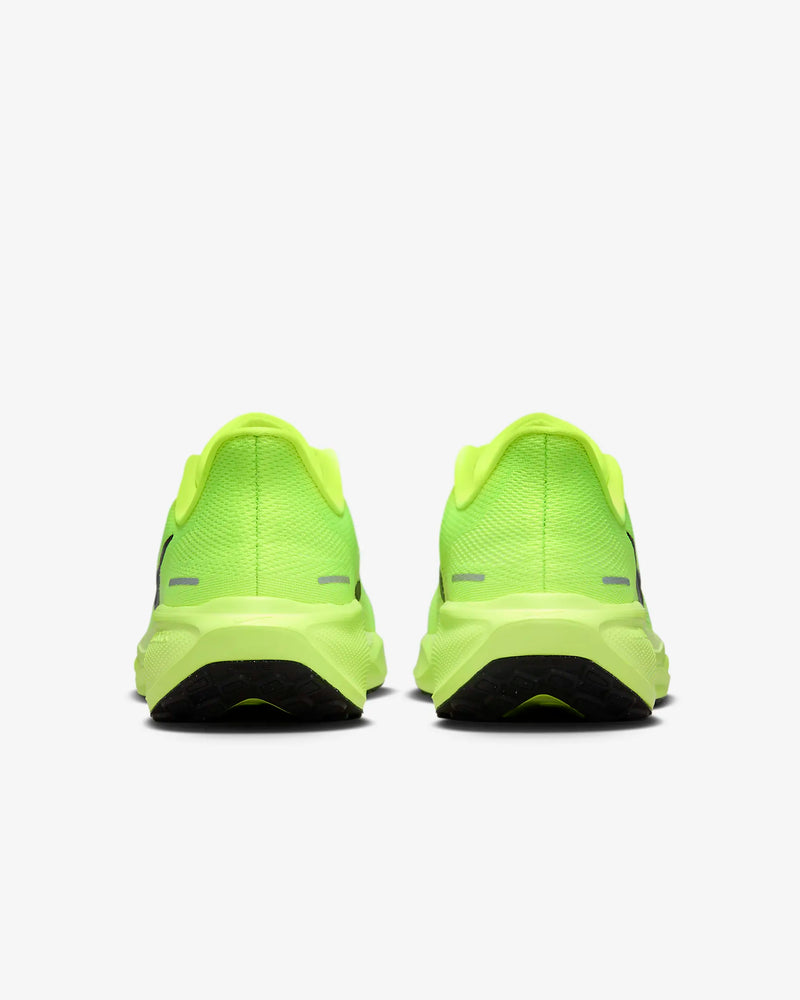 Tênis Nike Pegasus 41 PQ Verde Neon