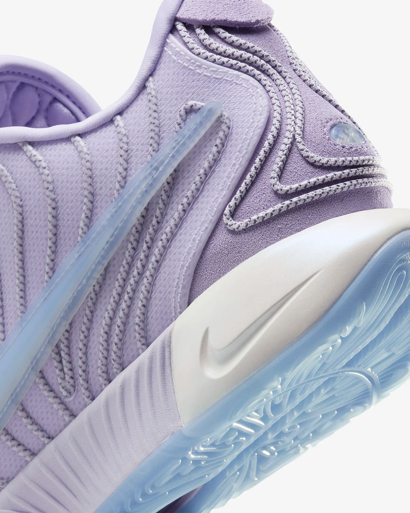 Tênis Nike LeBron XXI Violeta