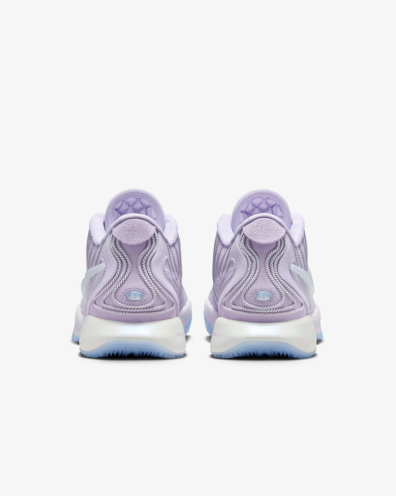 Tênis Nike LeBron XXI Violeta