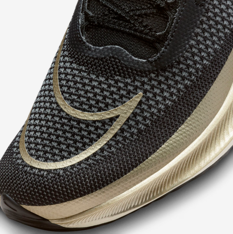 Tênis Nike ZoomX Streakfly Preto