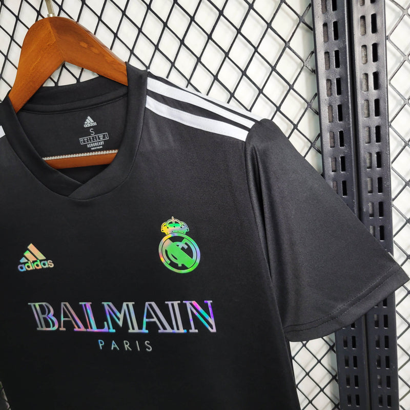 23/24 Real Madrid edição Balmain Holográfico