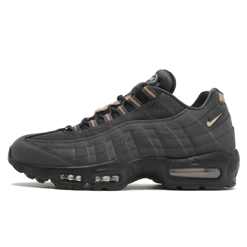 Tênis Nike Air Max 95 x Syna Wolrd - Preto Rosa Ouro