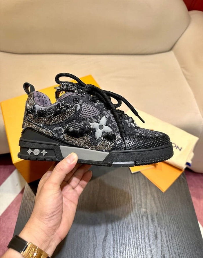 Tênis Louis Vuitton LV Skate Black Swarovski Monogram